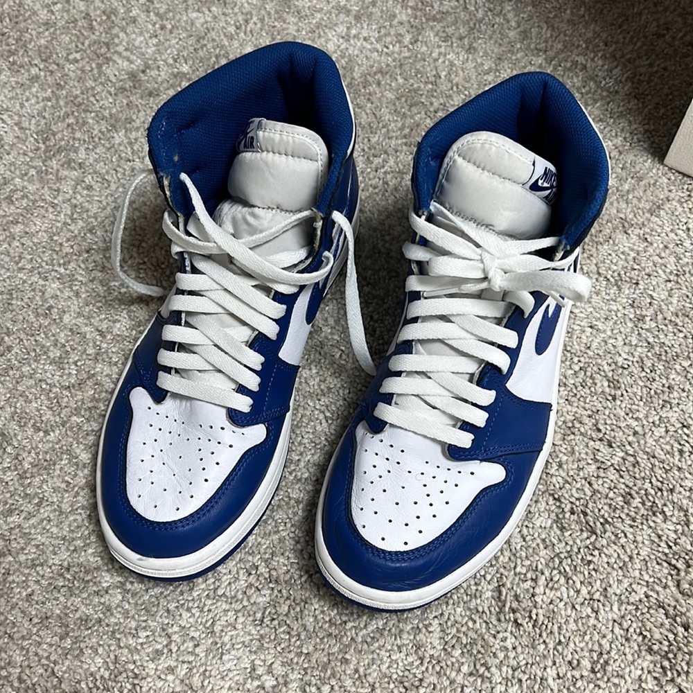 Air Jordan Retro 1 Royal, size 9.5